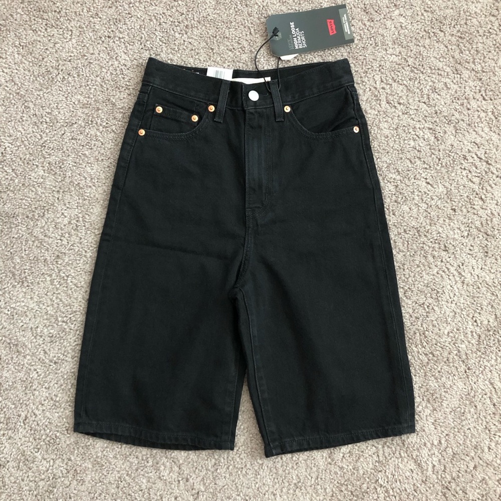Levi’s High Loose Bermuda Black Denim Short Jorts